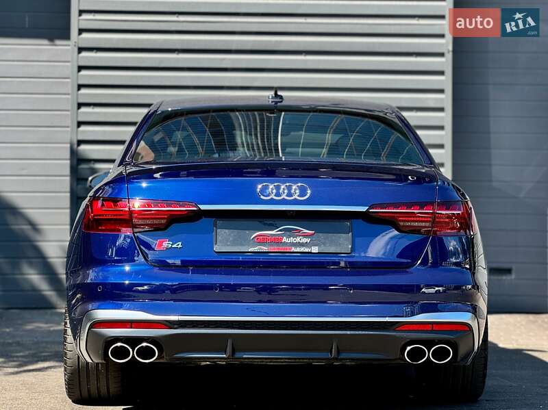 Седан Audi S4 2020 в Киеве