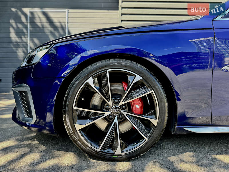 Седан Audi S4 2020 в Киеве