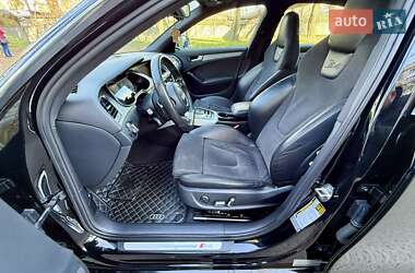 Седан Audi S4 2012 в 