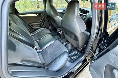 Седан Audi S4 2012 в 