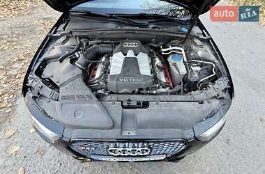 Седан Audi S4 2012 в 