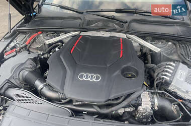 Седан Audi S4 2023 в 