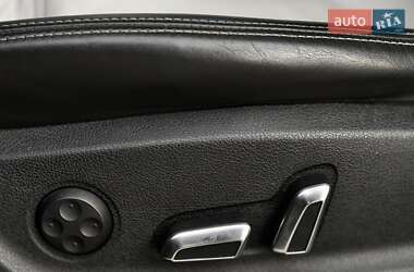 Седан Audi S4 2013 в 