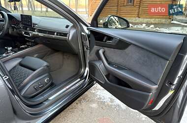 Седан Audi S4 2023 в Києві