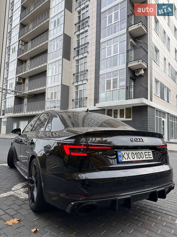 Седан Audi S4 2017 в Харькове