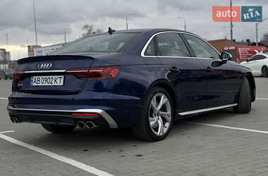 Седан Audi S4 2022 в 