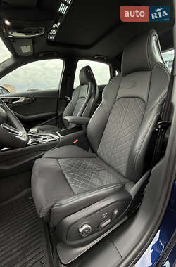 Седан Audi S4 2022 в 