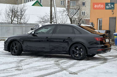 Седан Audi S4 2019 в 