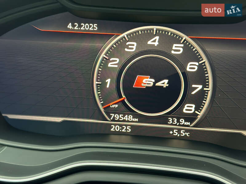 Седан Audi S4 2019 в Киеве