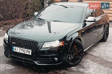 Седан Audi S4 2012 в Борисполі