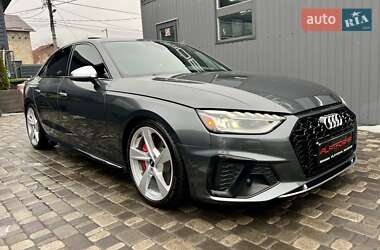 Седан Audi S4 2022 в 