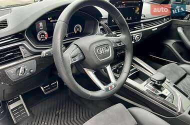 Седан Audi S4 2022 в 