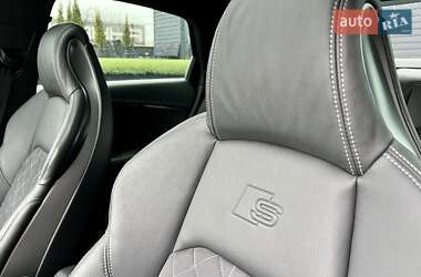 Седан Audi S4 2022 в 