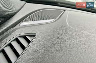 Седан Audi S4 2022 в 