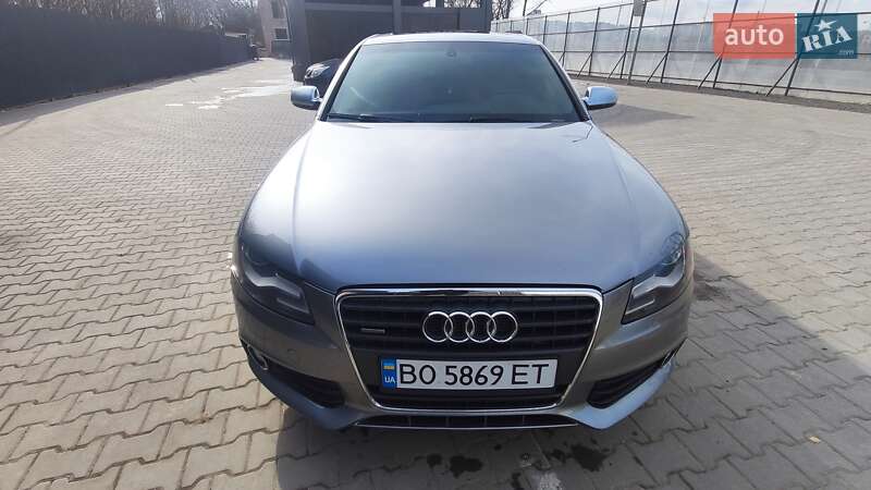 Седан Audi S4 2010 в Тернополе