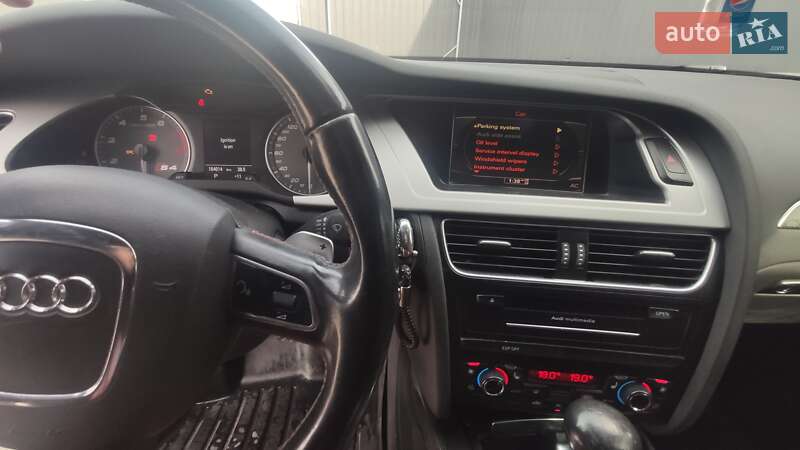 Седан Audi S4 2010 в Тернополе
