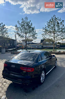 Седан Audi S4 2013 в 