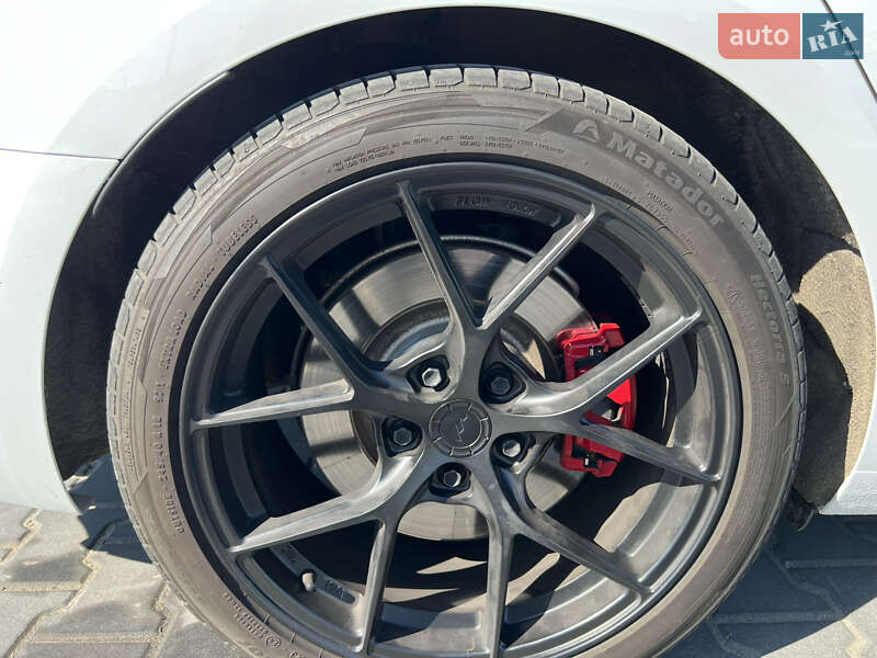 Седан Audi S4 2018 в Житомирі