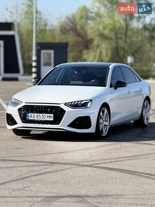 Седан Audi S4 2020 в 