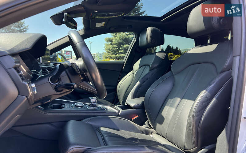 Седан Audi S4 2018 в Львове