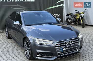 Седан Audi S4 2017 в 