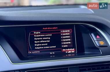 Седан Audi S4 2012 в 