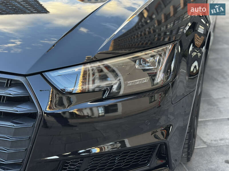 Седан Audi S4 2018 в Киеве