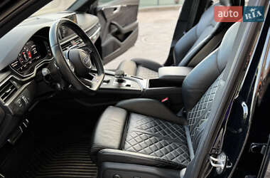 Седан Audi S4 2018 в 