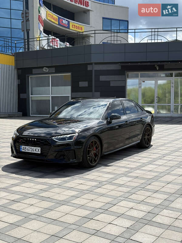 Седан Audi S4 2020 в Виннице