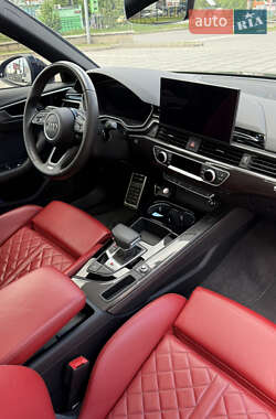 Седан Audi S4 2020 в 