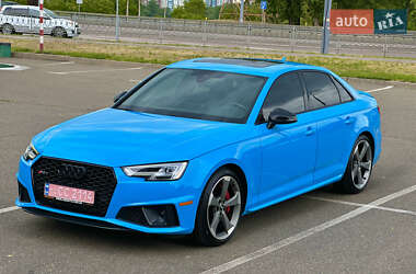 Седан Audi S4 2019 в 