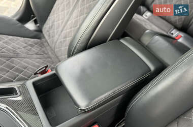 Седан Audi S4 2018 в 