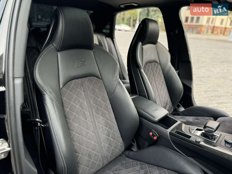 Седан Audi S4 2018 в Харкові