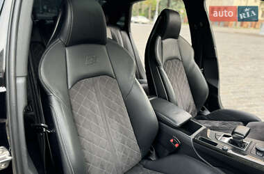 Седан Audi S4 2018 в 