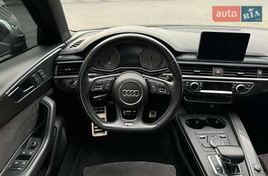 Седан Audi S4 2018 в 