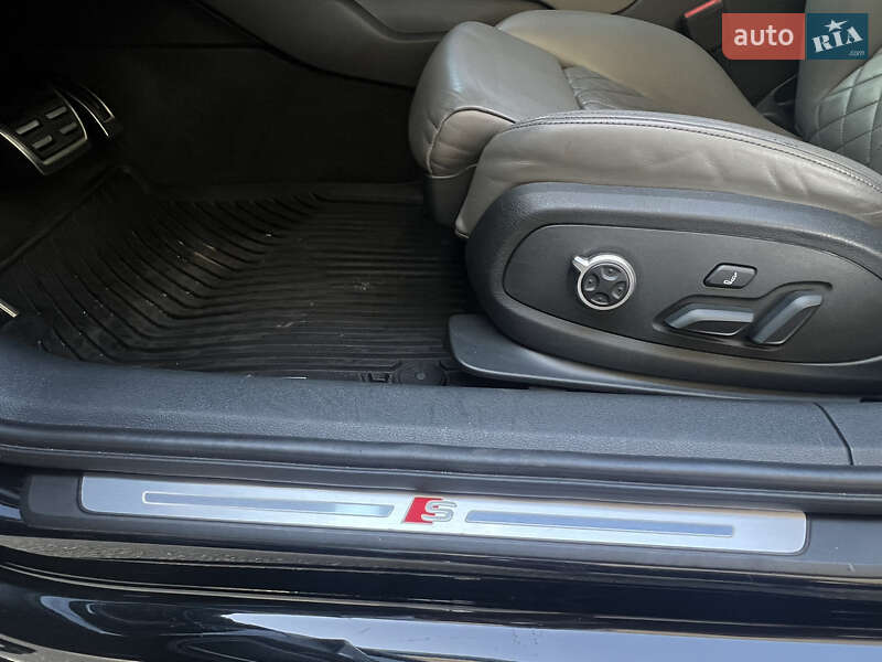 Седан Audi S4 2018 в Запорожье