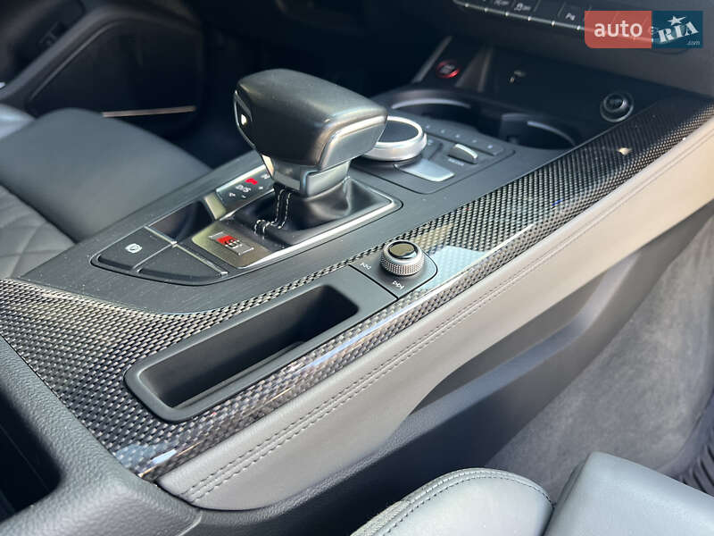 Седан Audi S4 2018 в Запорожье