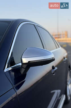 Седан Audi S4 2023 в 