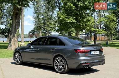 Седан Audi S4 2023 в 