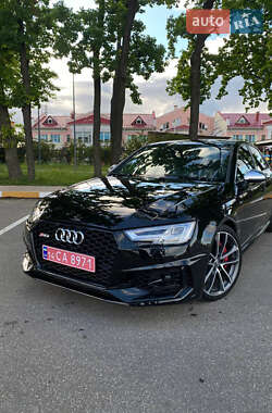 Седан Audi S4 2018 в Киеве