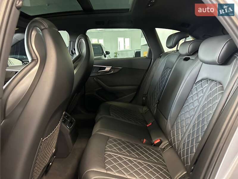 Універсал Audi S4 2017 в Києві