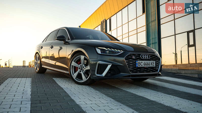 Седан Audi S4 2020 в Львове