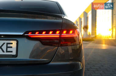 Седан Audi S4 2020 в 
