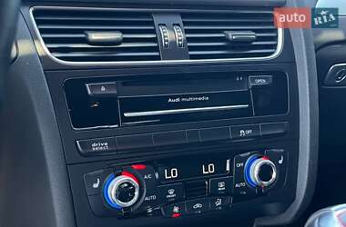 Седан Audi S4 2014 в 