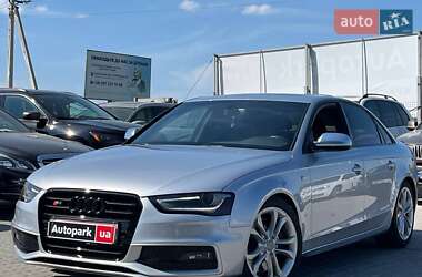 Седан Audi S4 2014 в Львові