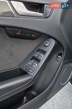 Седан Audi S4 2014 в 