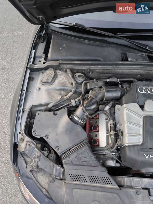 Седан Audi S4 2014 в Дніпрі