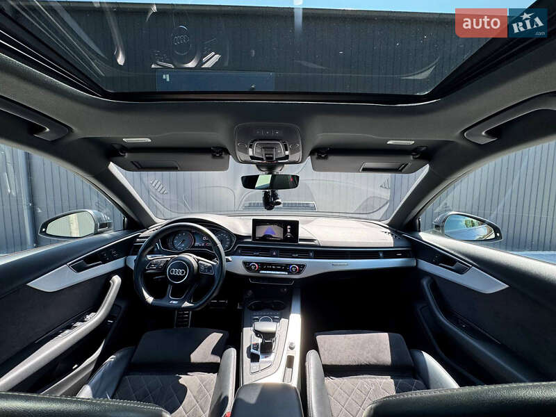 Седан Audi S4 2019 в Коломые