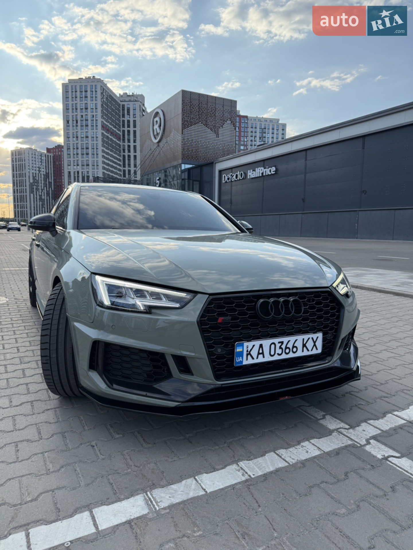 2017 Audi S4 - мініатюра 2