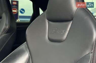 Седан Audi S4 2013 в 